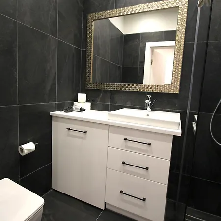 Διαμέρισμα Happyestate -ul Laciarska 31