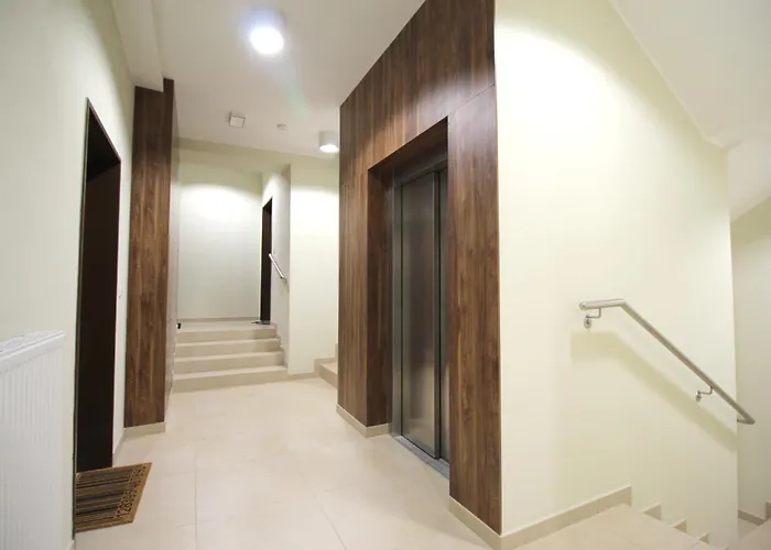 Happyestate -ul Laciarska 31 * Vratislav